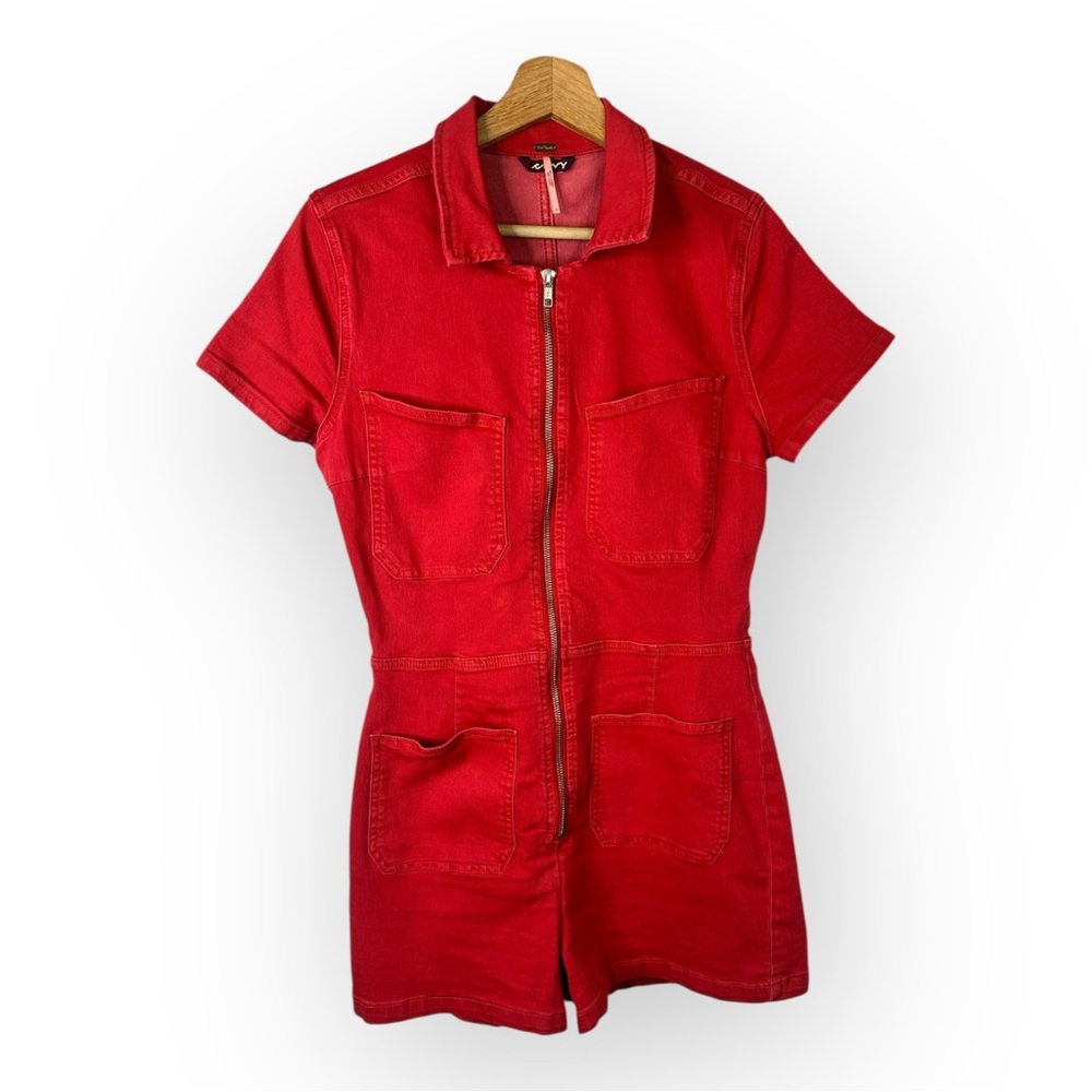 Free People Crvy size 10 Formula One Red Denim Zip Up Lennox Romper Shortsuit - Picture 2 of 11